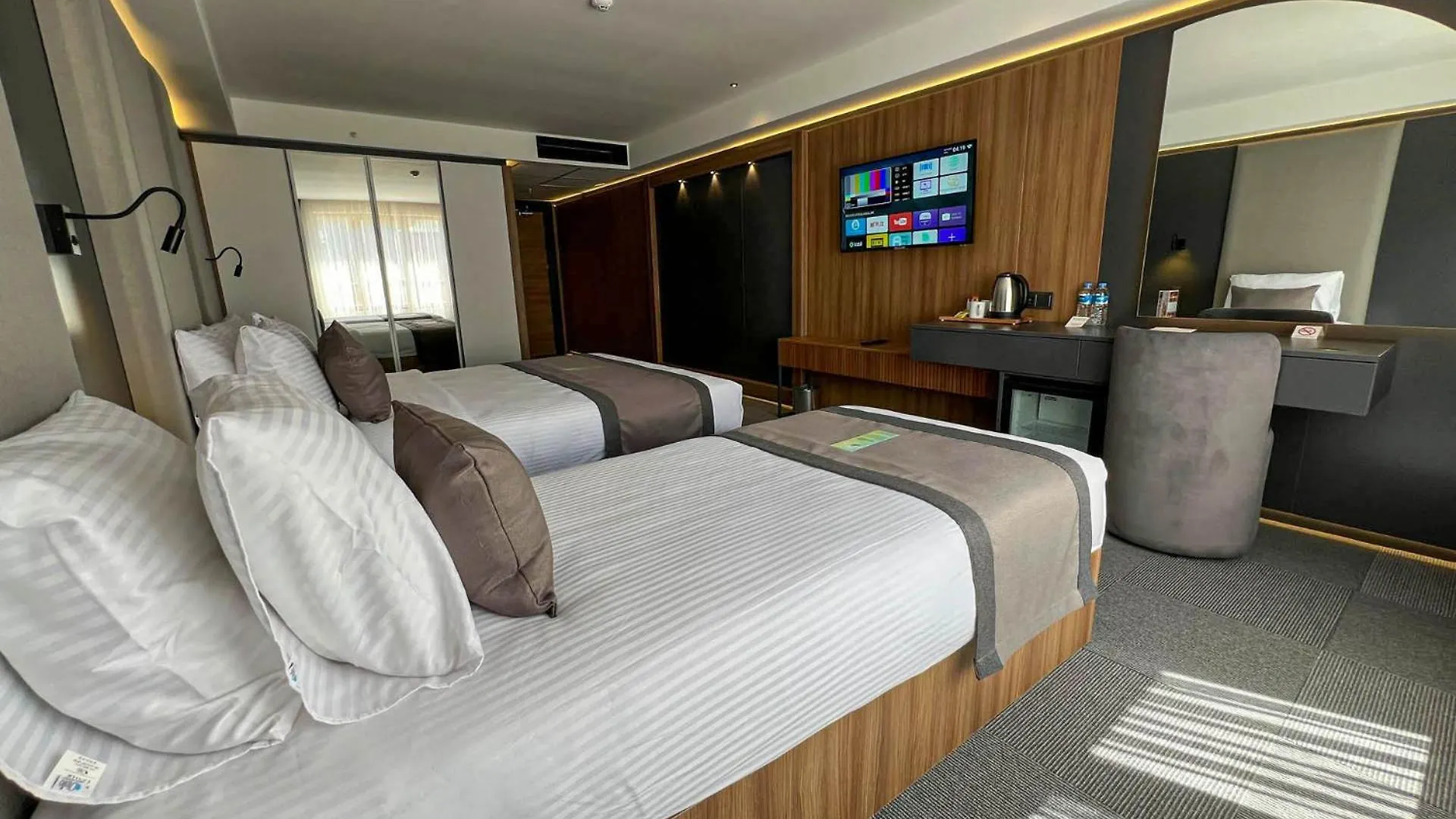Sera Lake Center Hotel ترابزون